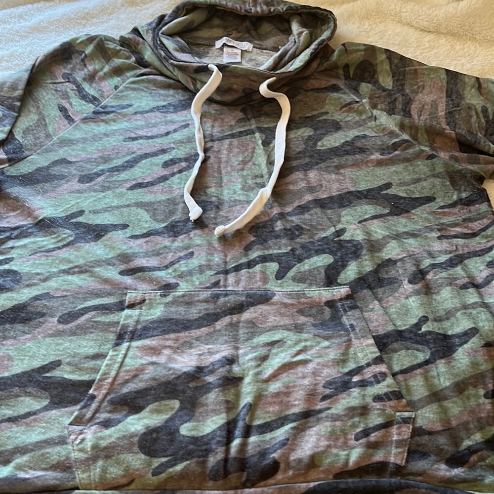 USED Camo Long Sleeve